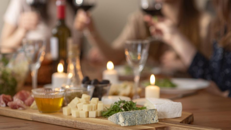 Холодец прозрачный, как слеза русалки: вкусный настолько, что гости просят дать с собой немножко — как приготовить