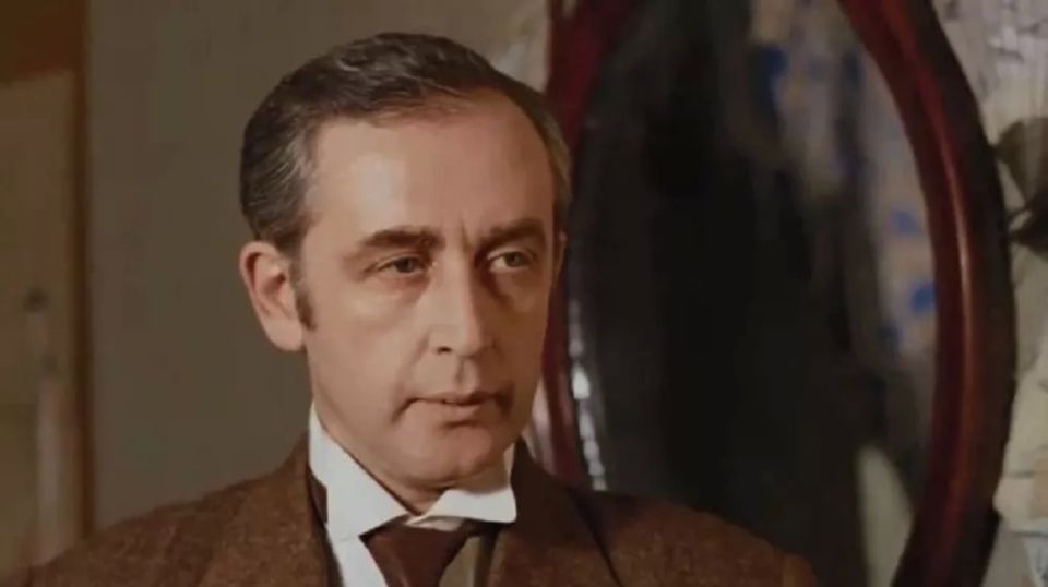 Василий Ливанов рассказал, как случайно предсказал свою судьбу: угадал с женой, детьми и даже цветом автомобиля