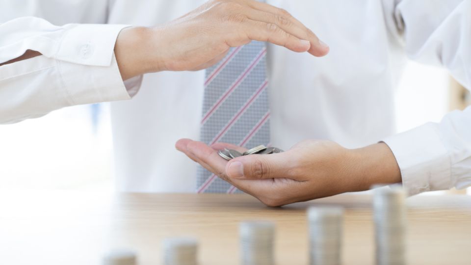 Как защитить свои финансы: сохраняем больше прожиточных минимумов для нуждающихся