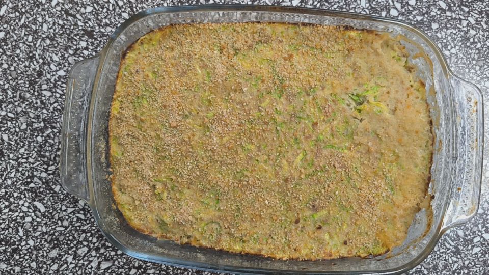Нежная запеканка с кабачками и фаршем: простое и вкусное решение для летних дней