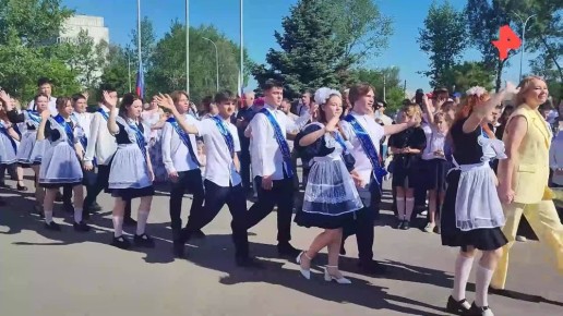    11 :        