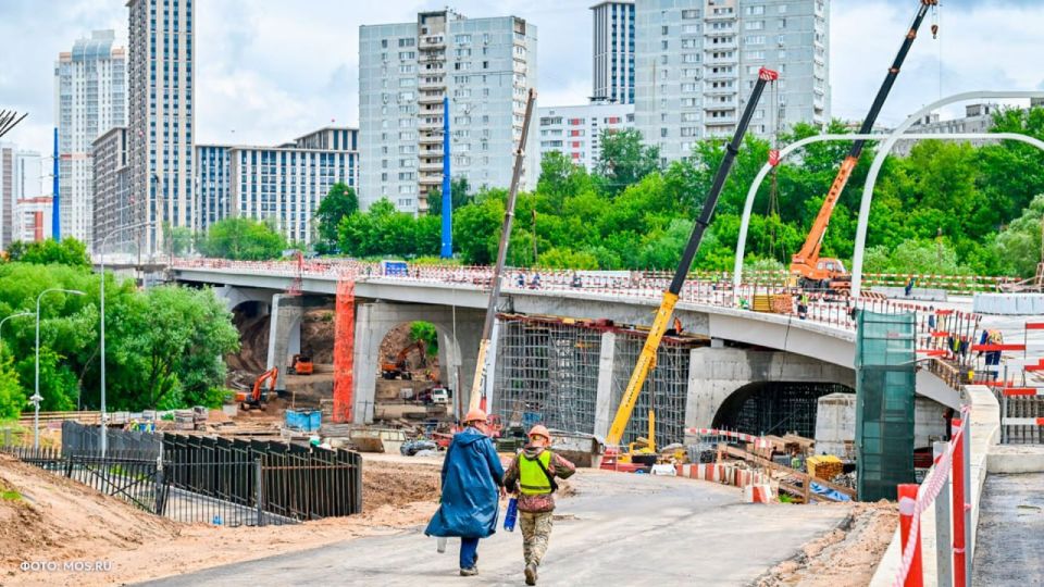 В Москве продлят Мосфильмовскую улицу: 300 тысяч человек получат новые удобные маршруты