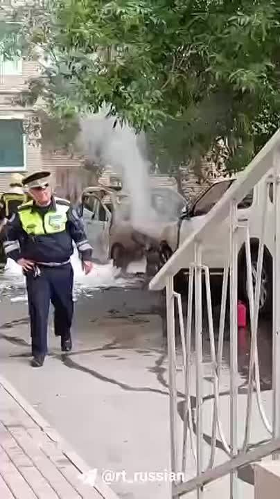           ,  RT 