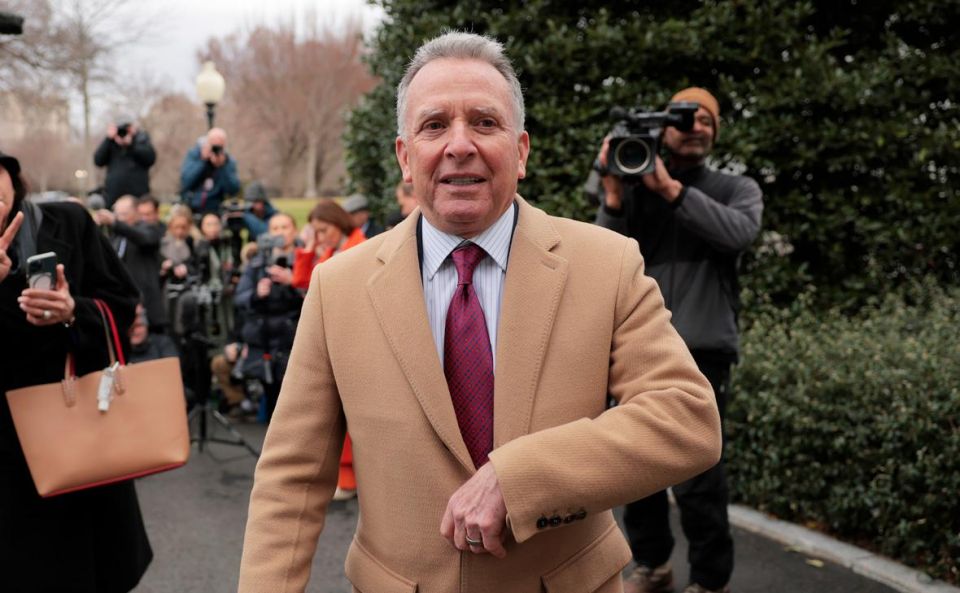           ,  Politico