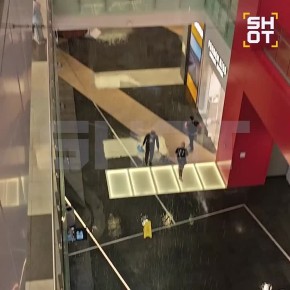 Потоп в ТЦ &quot;Кунцево плаза&quot; в Москве