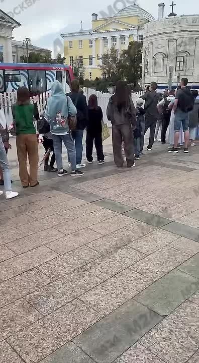        ,     