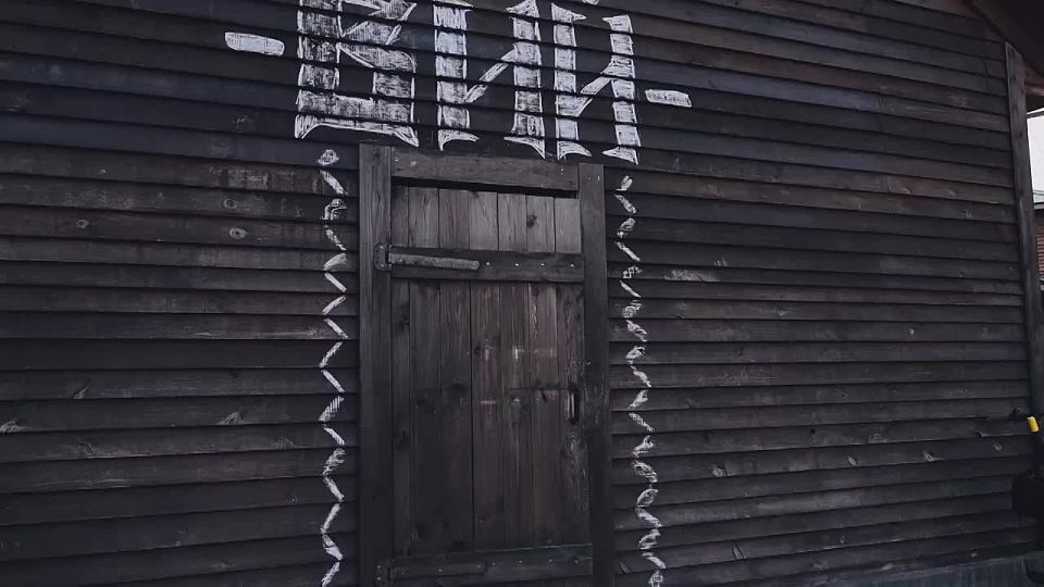    !.         