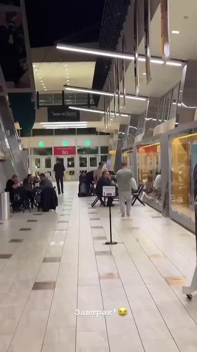  , !.  RT          