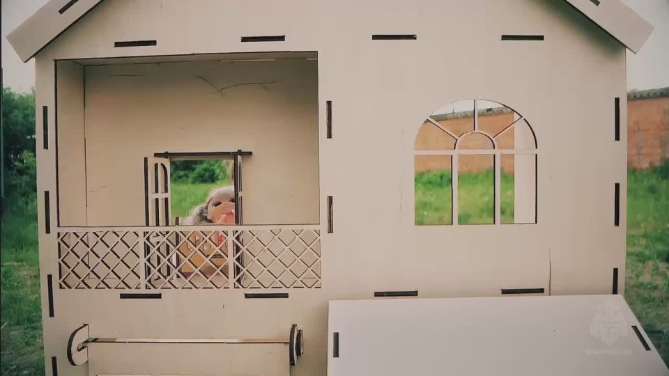  :     