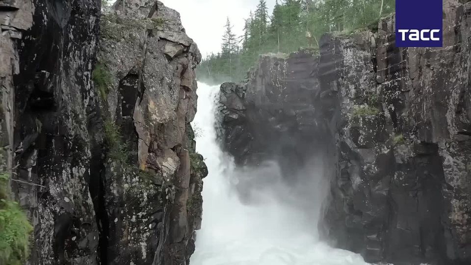 #__.                ,  ,      ,    