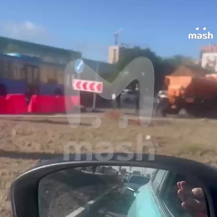      ٸ               &quot;&quot;  