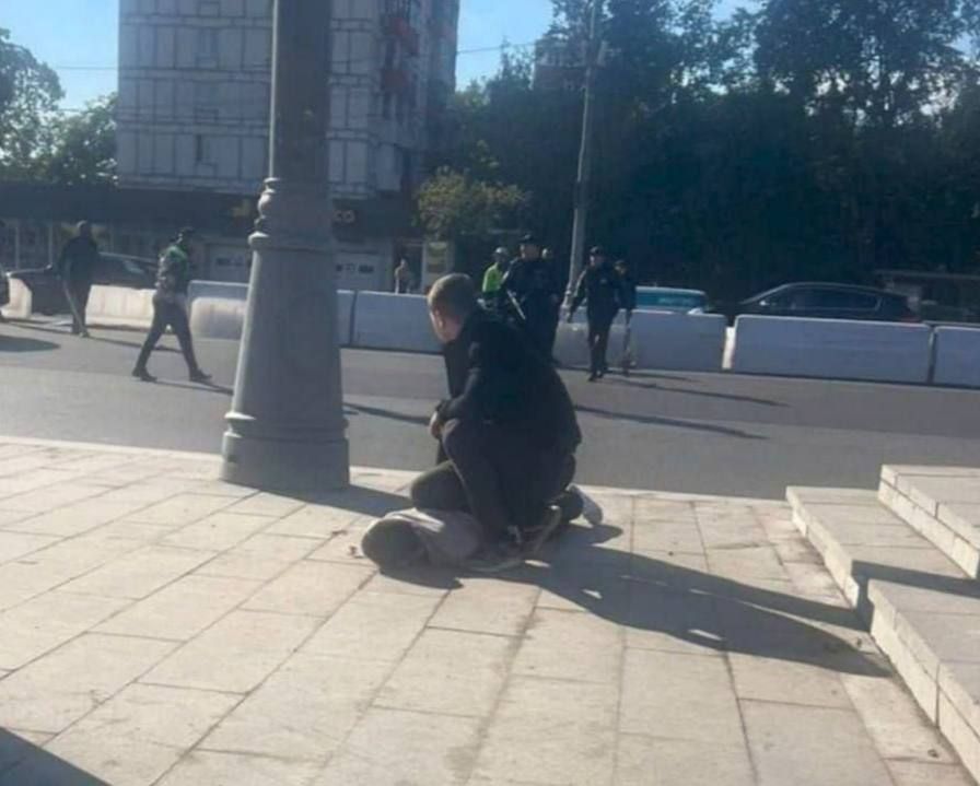     ,      ٸ 