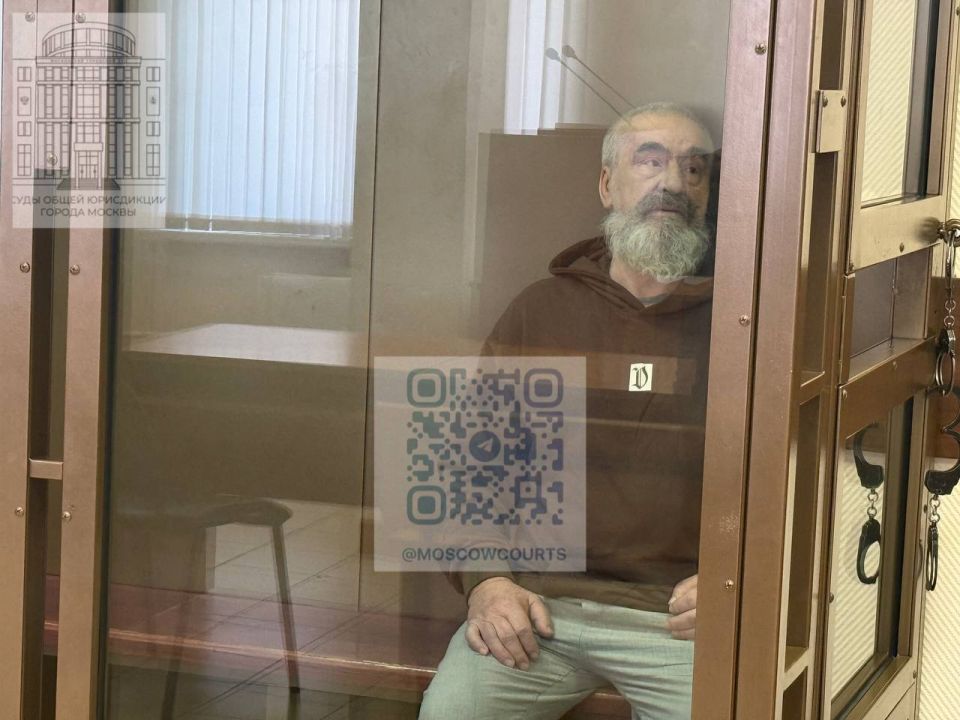"Императора России Леонида" вывезли из СИЗО с инфарктом, сообщил источник РЕН ТВ