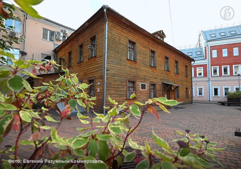 3 октября 1895 года в селе Константиново Рязанской губернии родился русский поэт Сергей Есенин