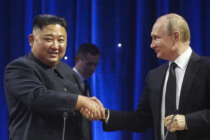 Ким Чен Ын поздравил Путина с днем рождения, выразив уверенность в вечной дружбе и продолжении союзнических отношений между двумя странами