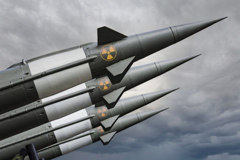 WarGonzo:       ,      