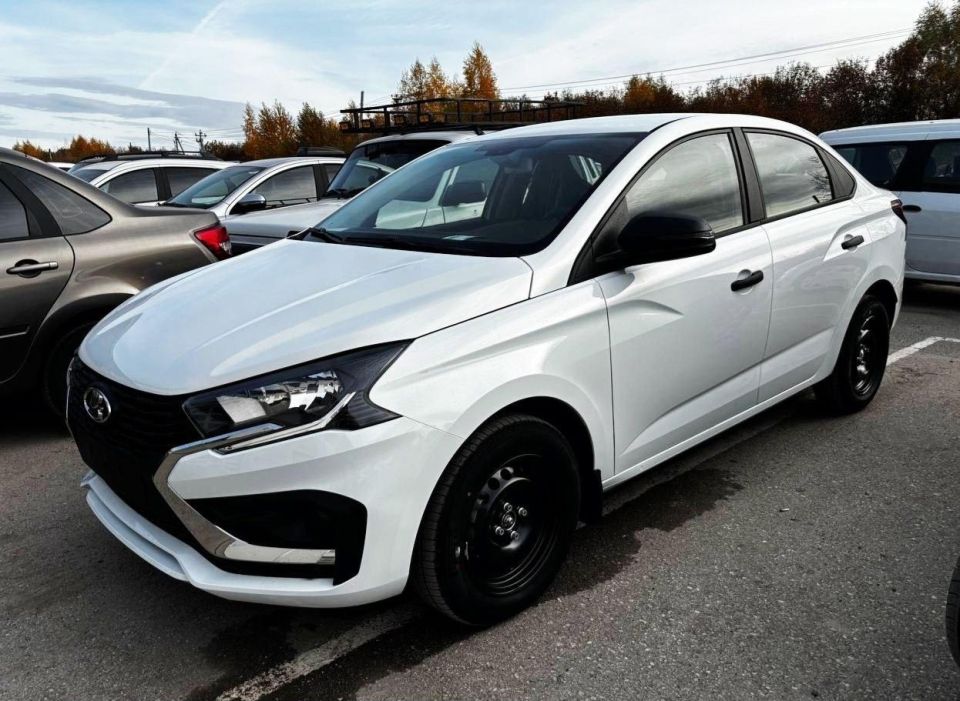 Похоже на машину: так выглядит самая дешевая Lada Iskra