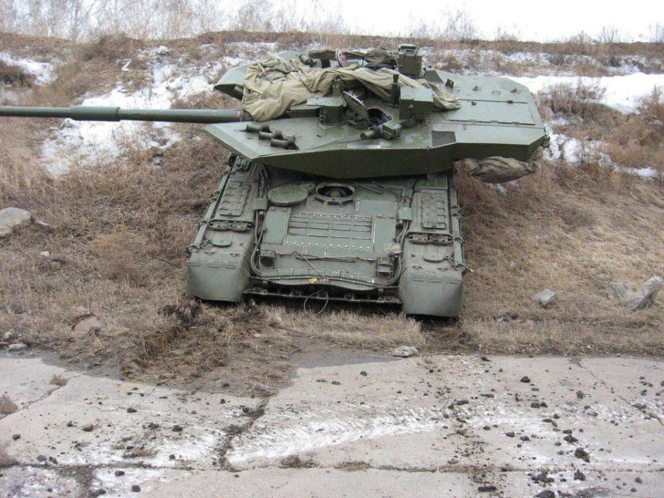 Россия резко увеличивает производство танков Т-90: украинские аналитики предупреждают о долгосрочной угрозе НАТО