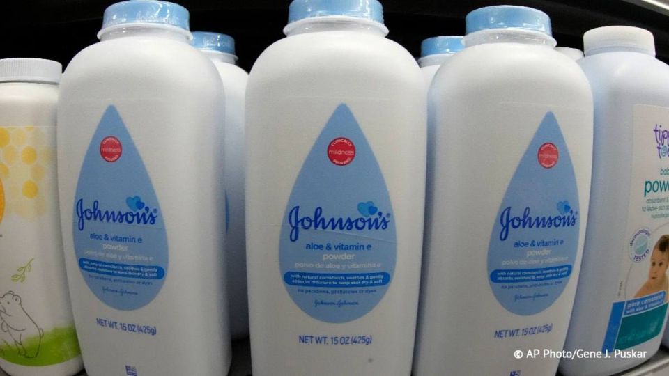 Пудра, которая пудрит мозги? На Johnson & Johnson подали в суд из-за детской присыпки с асбестом