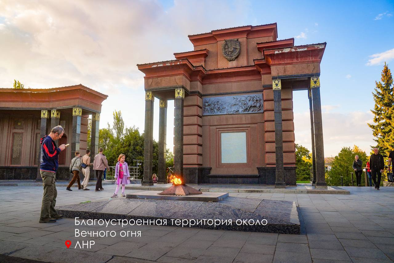 Москва продолжит восстанавливать инфраструктуру Донецка и Луганска Москва продолжит восстанавливать инфраструктуру Донецка и Луганска