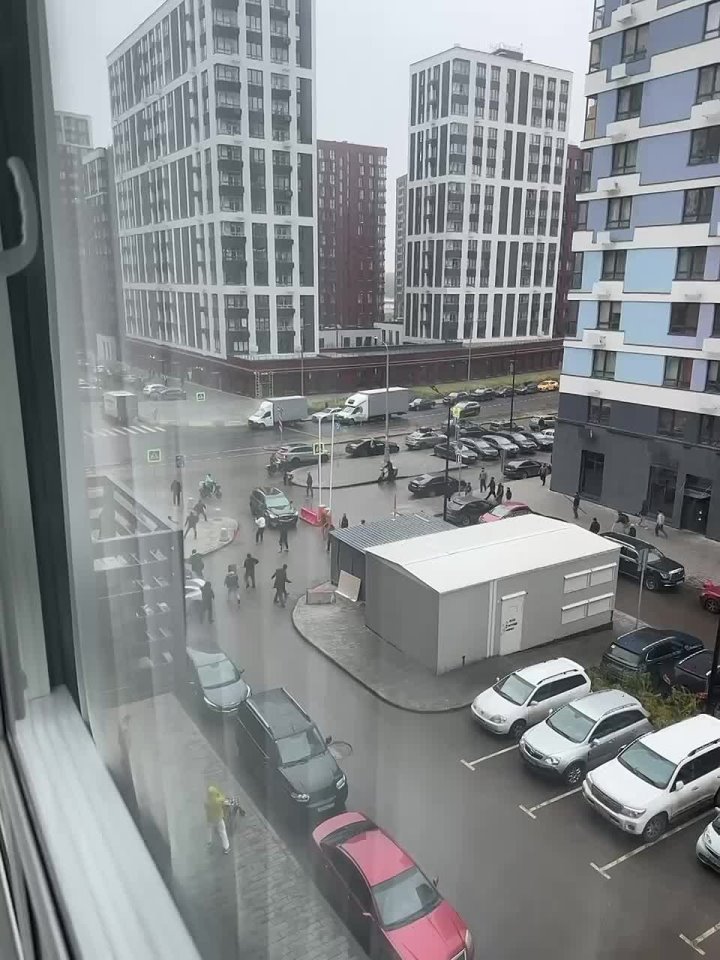 Массовое побоище с участием мигрантов, и не где-нибудь, а в Москве (правда, в "новой Москве"), ЖК "Прокшино"