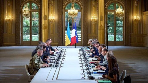 «Коалиции желающих» перешла от поддержки Украины к давлению на Россию - Telegraph