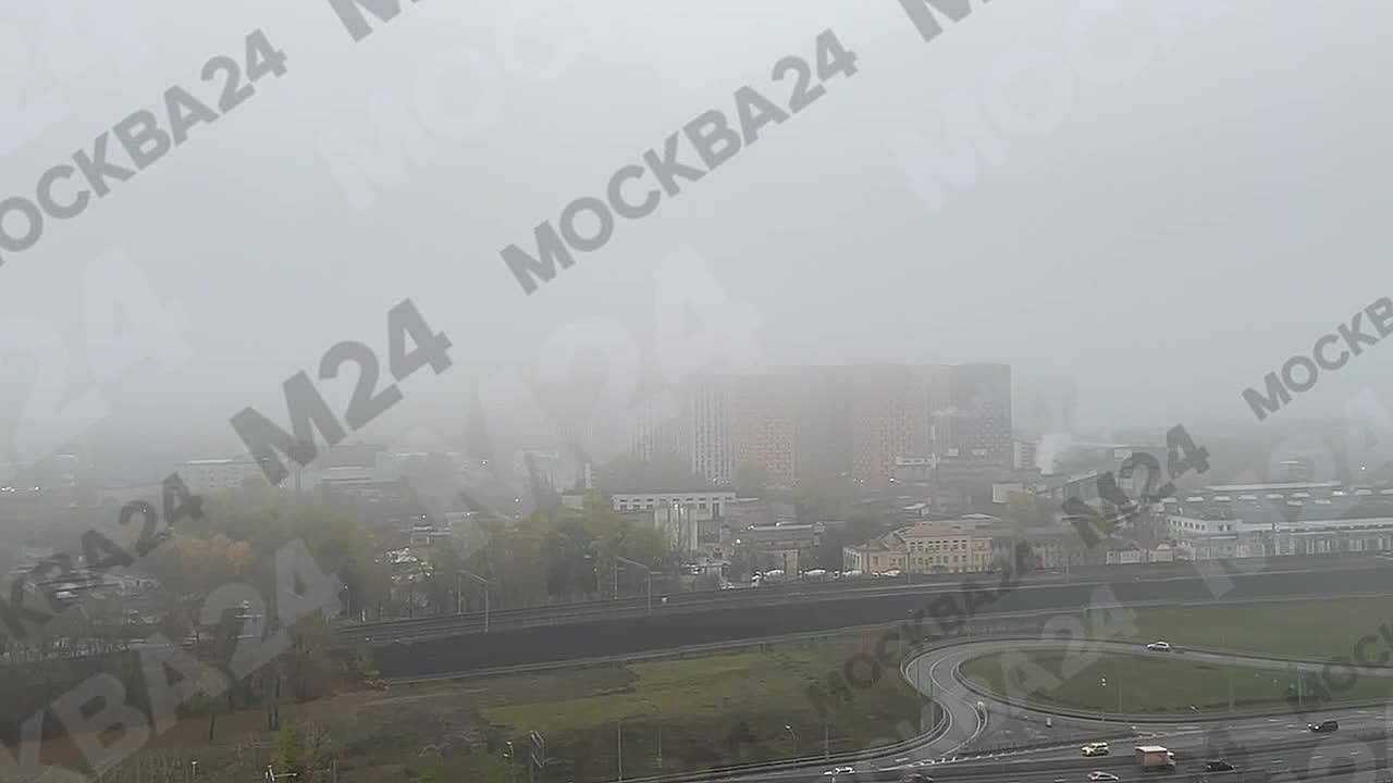 АТМОСФЕРА: Москву с утра накрыл туман