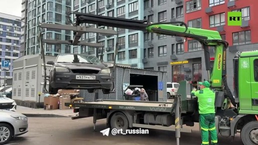 Повреждённое авто, разбитая плитка: последствия массовой драки в Москве