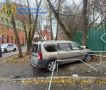 15-летний мальчик, управляя транспортным средством марки «Лада Ларгус», в Балакиревском переулке не справился с управлением и врезался в дерево