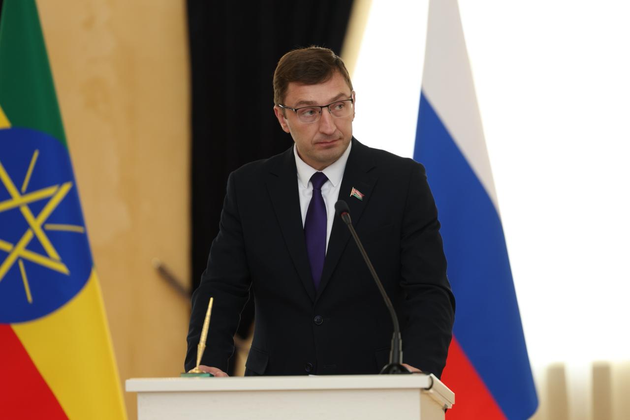 Алексей Шапошников: Исторический день для укрепления межпарламентского диалога! Подписано Совместное заявление участников Парламентского движения столиц стран БРИКС с коллегами из Аддис-Абебы, Гаваны, Кампалы, Минска... Алексей Шапошников: Исторический день для укрепления межпарламентского диалога! Подписано Совместное заявление участников Парламентского движения столиц стран БРИКС с коллегами из Аддис-Абебы, Гаваны, Кампалы, Минска...