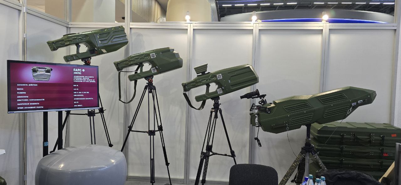 Фотографии с международной выставки «Интерполитех», которая проходит в Москве на территории ВДНХ Фотографии с международной выставки «Интерполитех», которая проходит в Москве на территории ВДНХ