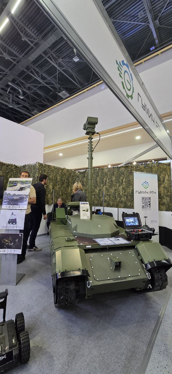 Фотографии с международной выставки «Интерполитех», которая проходит в Москве на территории ВДНХ Фотографии с международной выставки «Интерполитех», которая проходит в Москве на территории ВДНХ