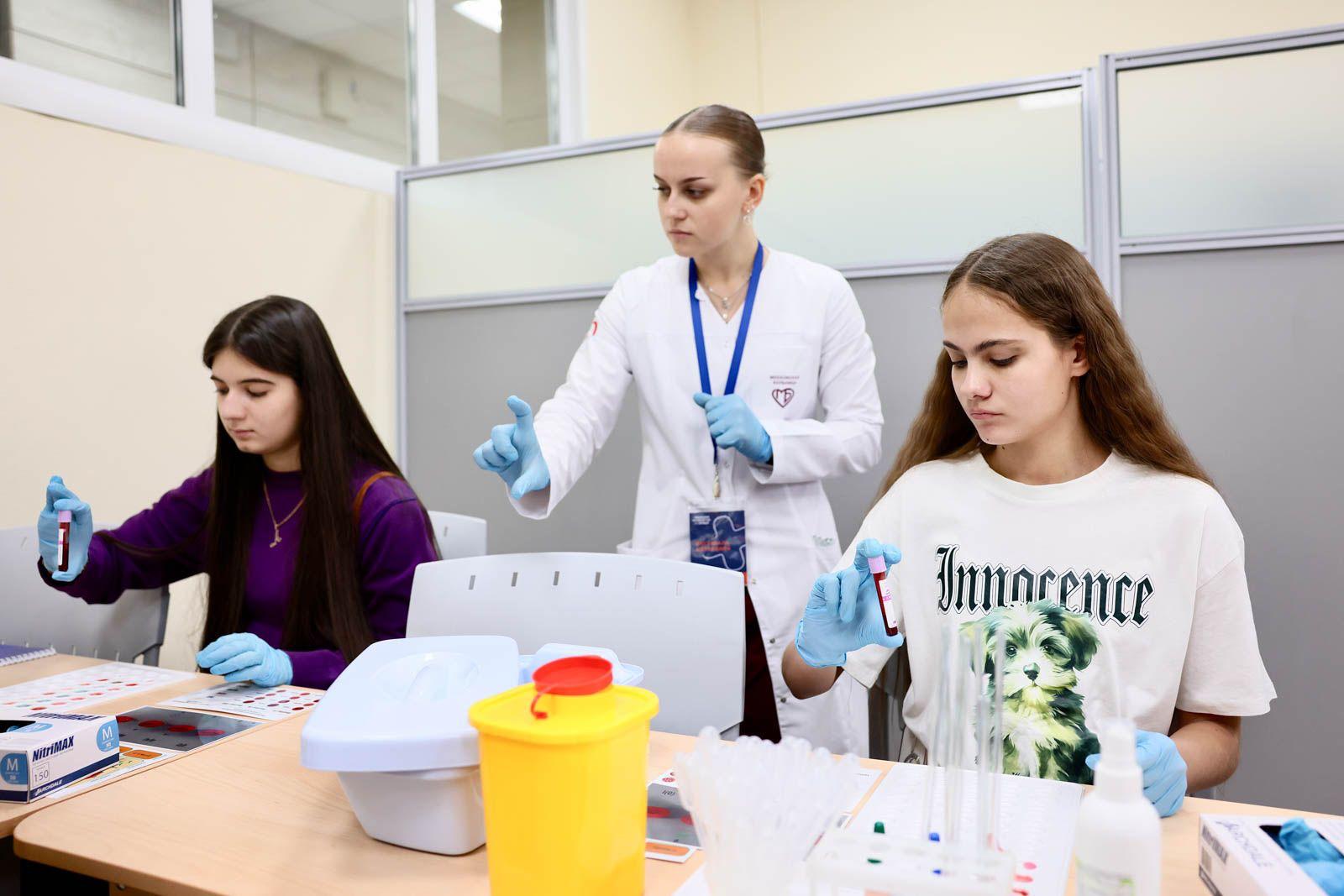 Попробовать себя в разных сферах и узнать больше о востребованных специальностях можно на фестивале московских колледжей Попробовать себя в разных сферах и узнать больше о востребованных специальностях можно на фестивале московских колледжей