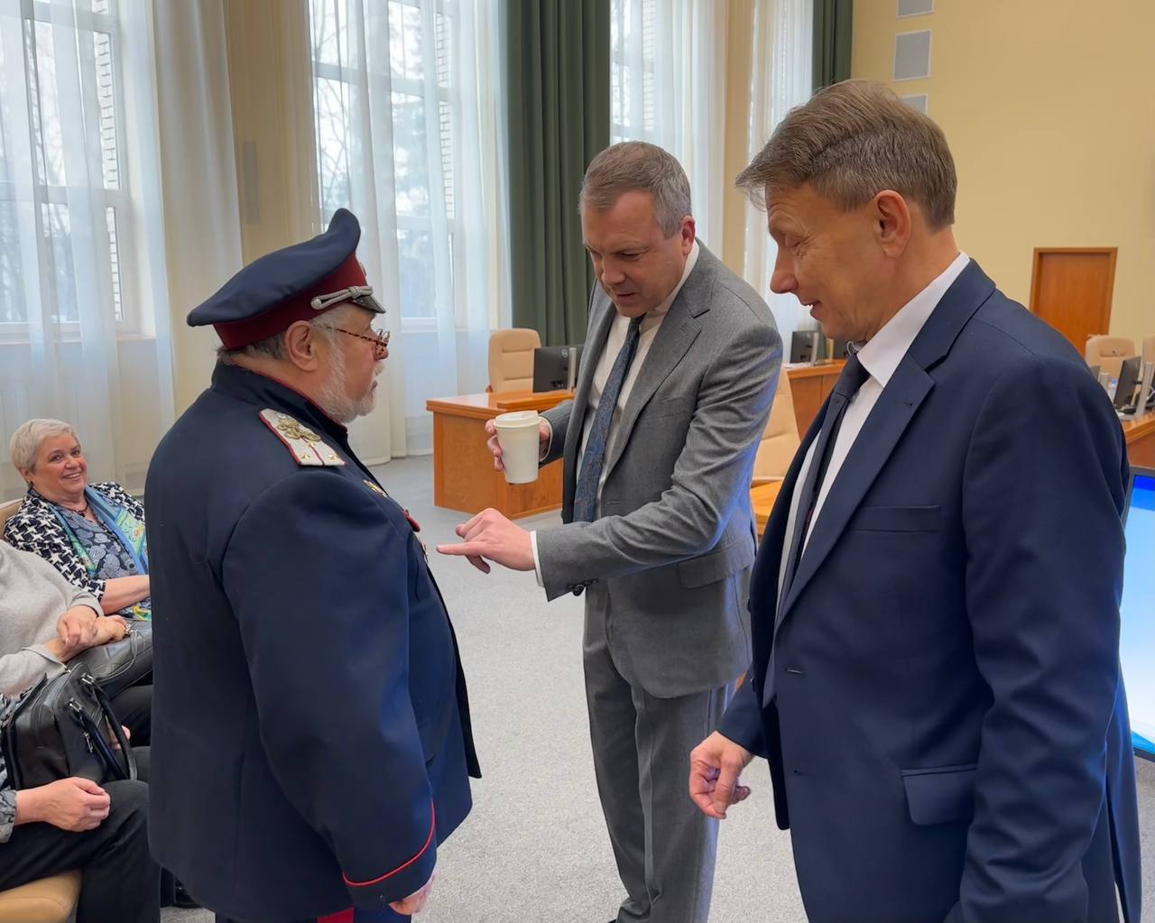 Евгений Попов: Сегодня в Префектуре Западного округа Москвы вручали благодарности победителям конкурса профессионального мастерства «Московские мастера-2025», а также лучшим наставникам ЗАО и волонтёрам, которые активно... Евгений Попов: Сегодня в Префектуре Западного округа Москвы вручали благодарности победителям конкурса профессионального мастерства «Московские мастера-2025», а также лучшим наставникам ЗАО и волонтёрам, которые активно...