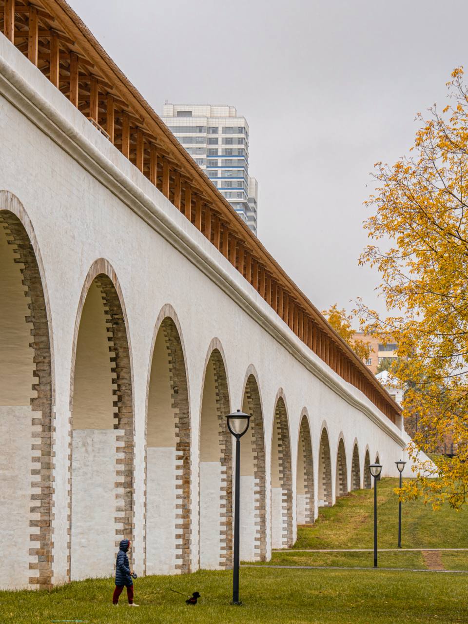 На моих фото Ростокинский акведук этой осенью На моих фото Ростокинский акведук этой осенью