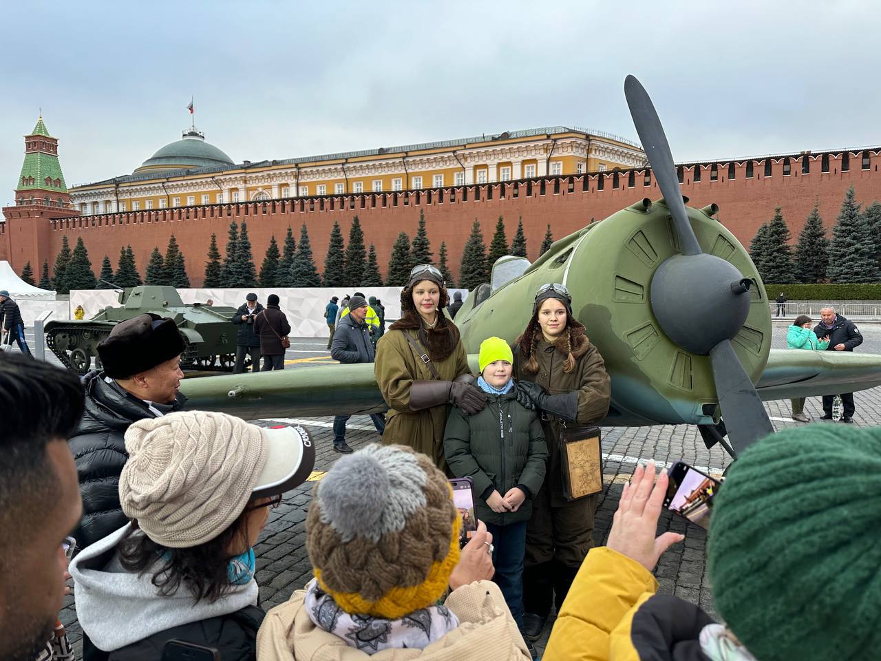 «С 7 по 9 ноября Красная площадь превратится в «Город живых историй» - уникальный музей под открытым небом «С 7 по 9 ноября Красная площадь превратится в «Город живых историй» - уникальный музей под открытым небом