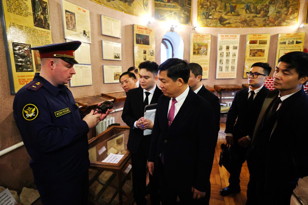 Делегация Министерства общественной безопасности Социалистической Республики Вьетнам посетила пенитенциарные учреждения Российской Федерации Делегация Министерства общественной безопасности Социалистической Республики Вьетнам посетила пенитенциарные учреждения Российской Федерации