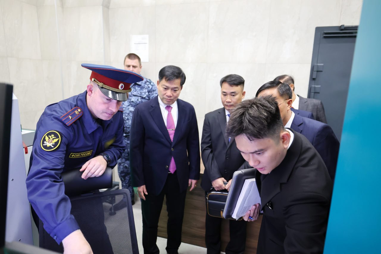 Делегация Министерства общественной безопасности Социалистической Республики Вьетнам посетила пенитенциарные учреждения Российской Федерации Делегация Министерства общественной безопасности Социалистической Республики Вьетнам посетила пенитенциарные учреждения Российской Федерации