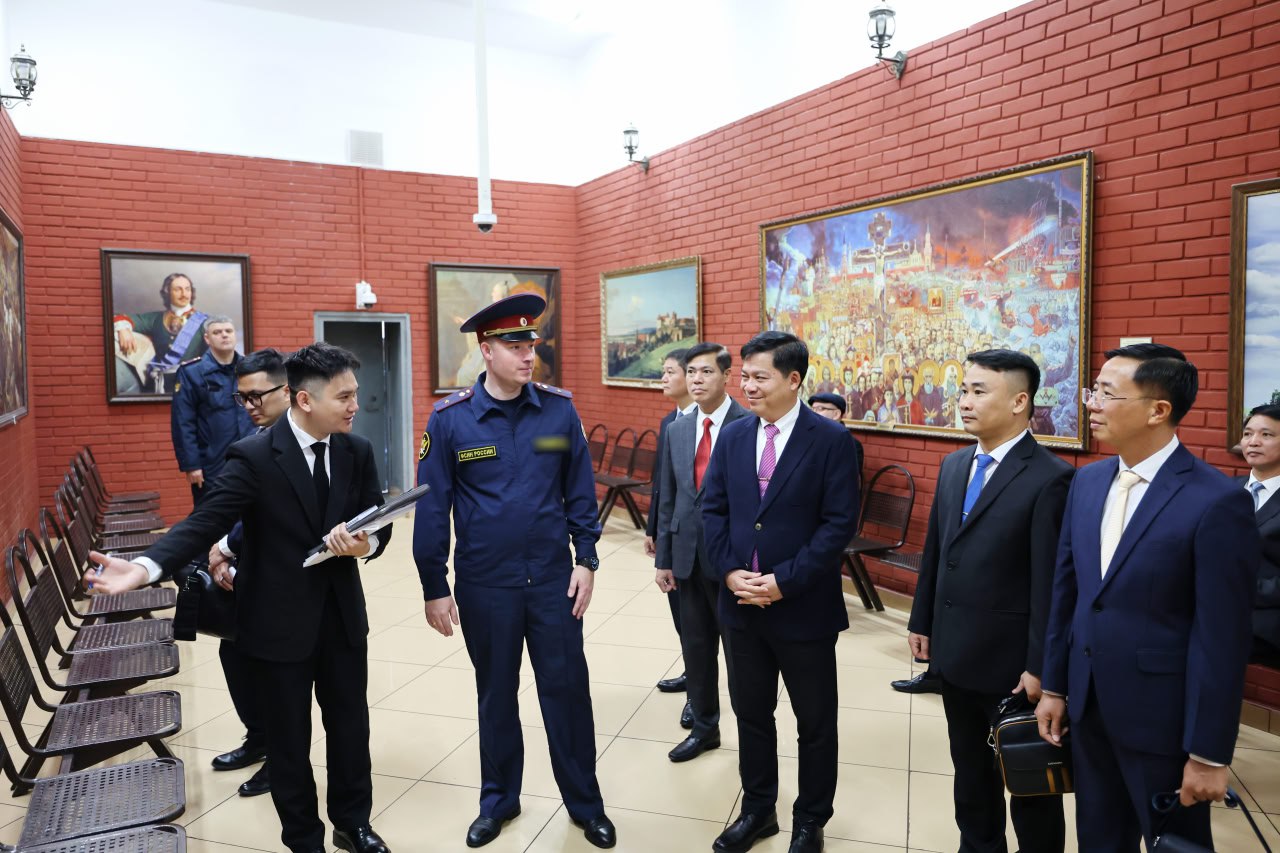 Делегация Министерства общественной безопасности Социалистической Республики Вьетнам посетила пенитенциарные учреждения Российской Федерации Делегация Министерства общественной безопасности Социалистической Республики Вьетнам посетила пенитенциарные учреждения Российской Федерации