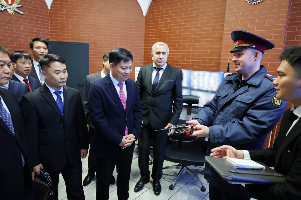 Делегация Министерства общественной безопасности Социалистической Республики Вьетнам посетила пенитенциарные учреждения Российской Федерации Делегация Министерства общественной безопасности Социалистической Республики Вьетнам посетила пенитенциарные учреждения Российской Федерации