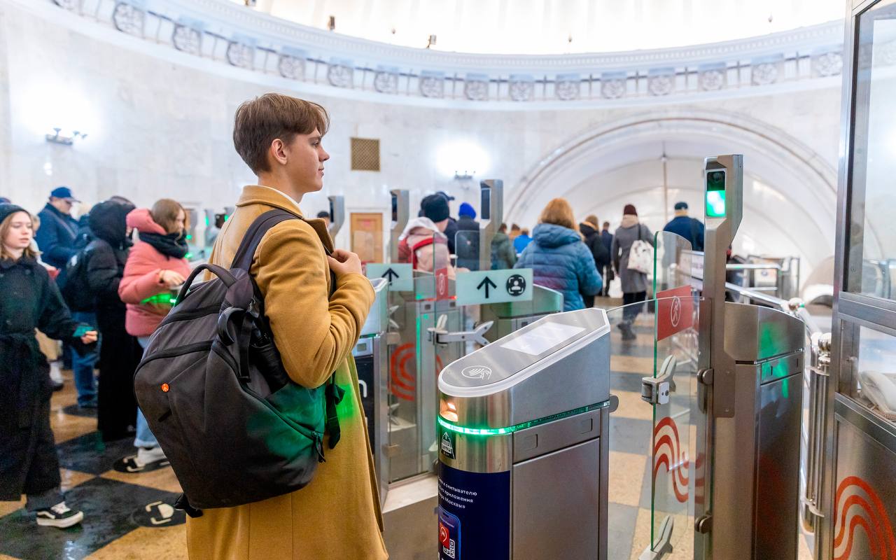 Сергей Собянин рассказал, как ИИ делает транспорт Москвы еще комфортнее и безопаснее Сергей Собянин рассказал, как ИИ делает транспорт Москвы еще комфортнее и безопаснее