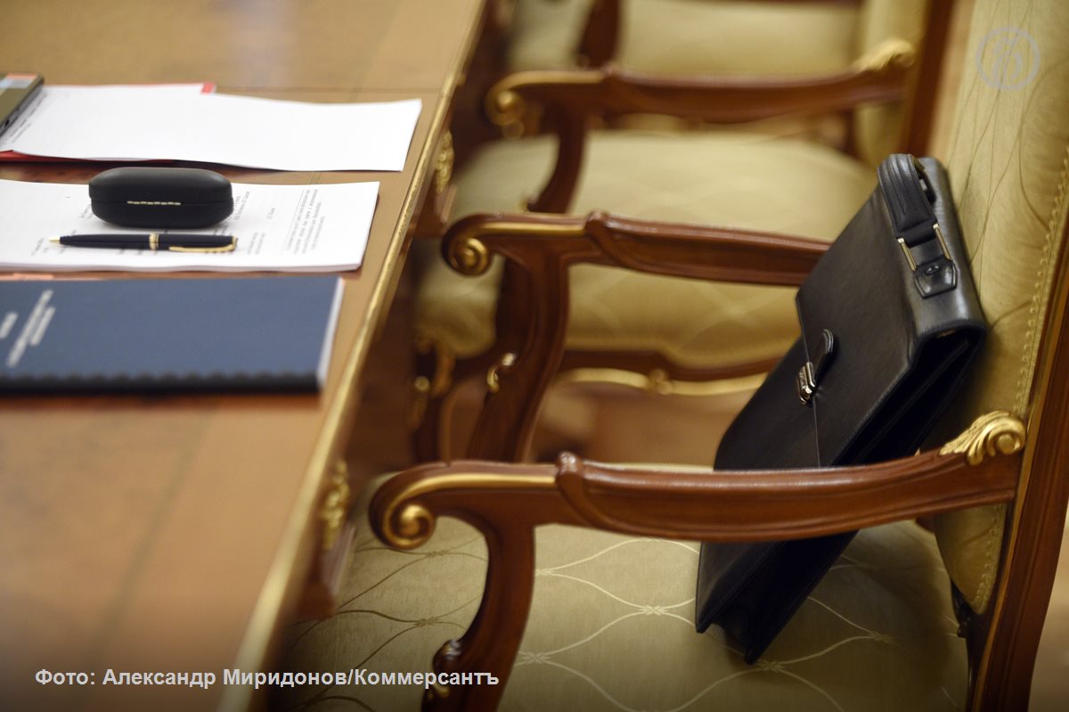 Единственный депутат от партии «Новые люди» в Курганской областной думе Даниил Москвин назначил помощником свою мать