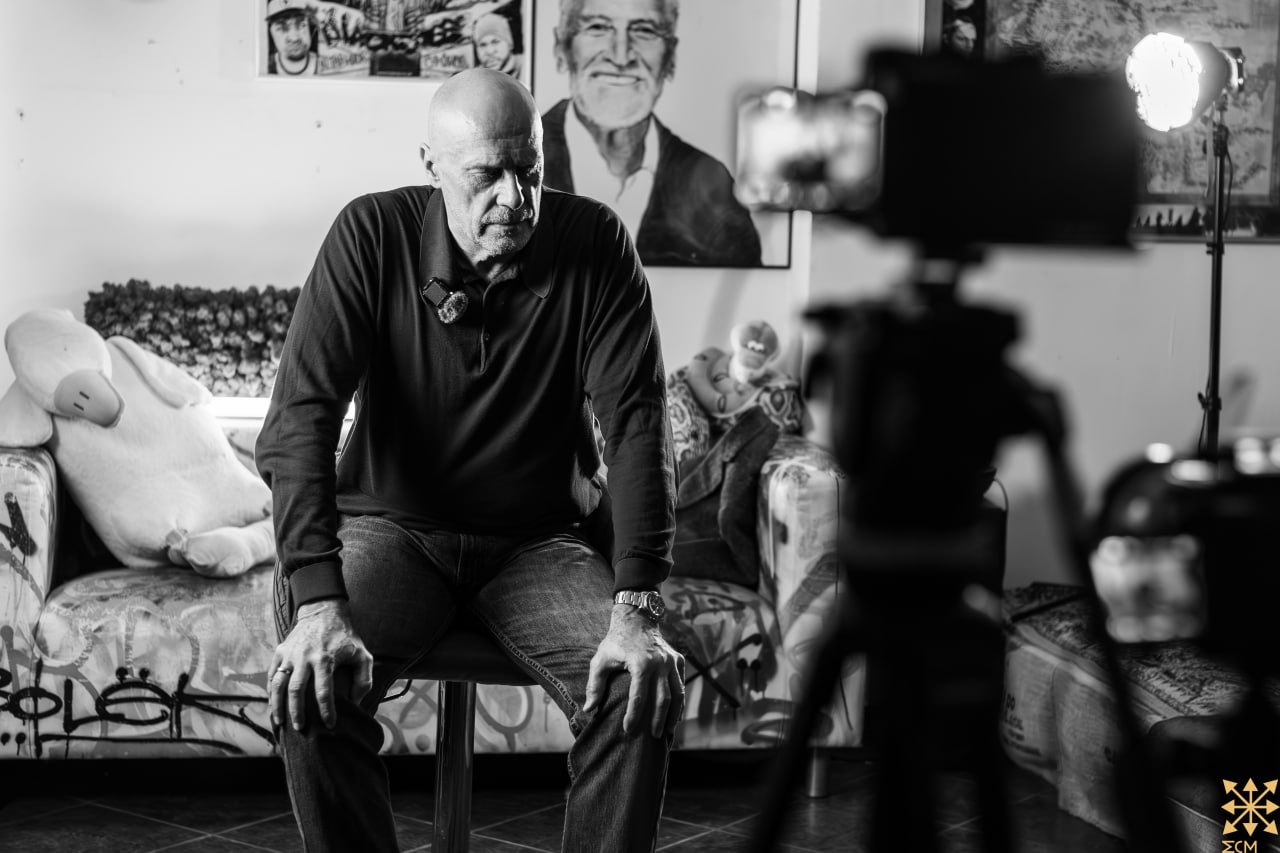 21 октября в ЕСМ-Москва прошла открытая встреча с французским публицистом, политологом, борцом с западным глобализмом Аленом Соралем 21 октября в ЕСМ-Москва прошла открытая встреча с французским публицистом, политологом, борцом с западным глобализмом Аленом Соралем