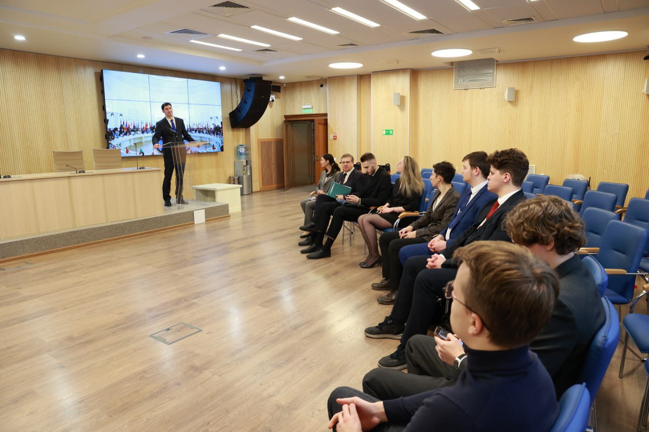 Татьяна Москалькова: В Доме прав человека наградили благодарственными письмами Уполномоченного по правам человека в Российской Федерации студентов российских ВУЗов за оказание волонтерской помощи в проведении 22-24 октября в... Татьяна Москалькова: В Доме прав человека наградили благодарственными письмами Уполномоченного по правам человека в Российской Федерации студентов российских ВУЗов за оказание волонтерской помощи в проведении 22-24 октября в...