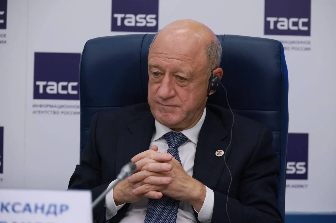 Успешное завершение медиафорума «Неделя с Ларри Джонсоном в Москве»: итоговая пресс-конференция в ТАСС Успешное завершение медиафорума «Неделя с Ларри Джонсоном в Москве»: итоговая пресс-конференция в ТАСС