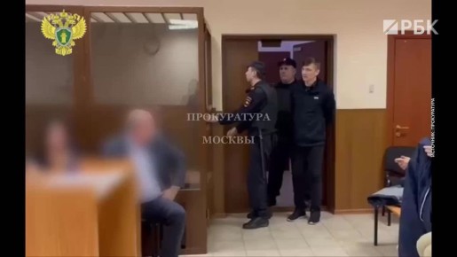 Суд приговорил основателя рок-группы «Пасека» Романа Медведкина к 15 годам колонии по делу о нападении с ножом на двух мужчин в Москве, сообщает прокуратура