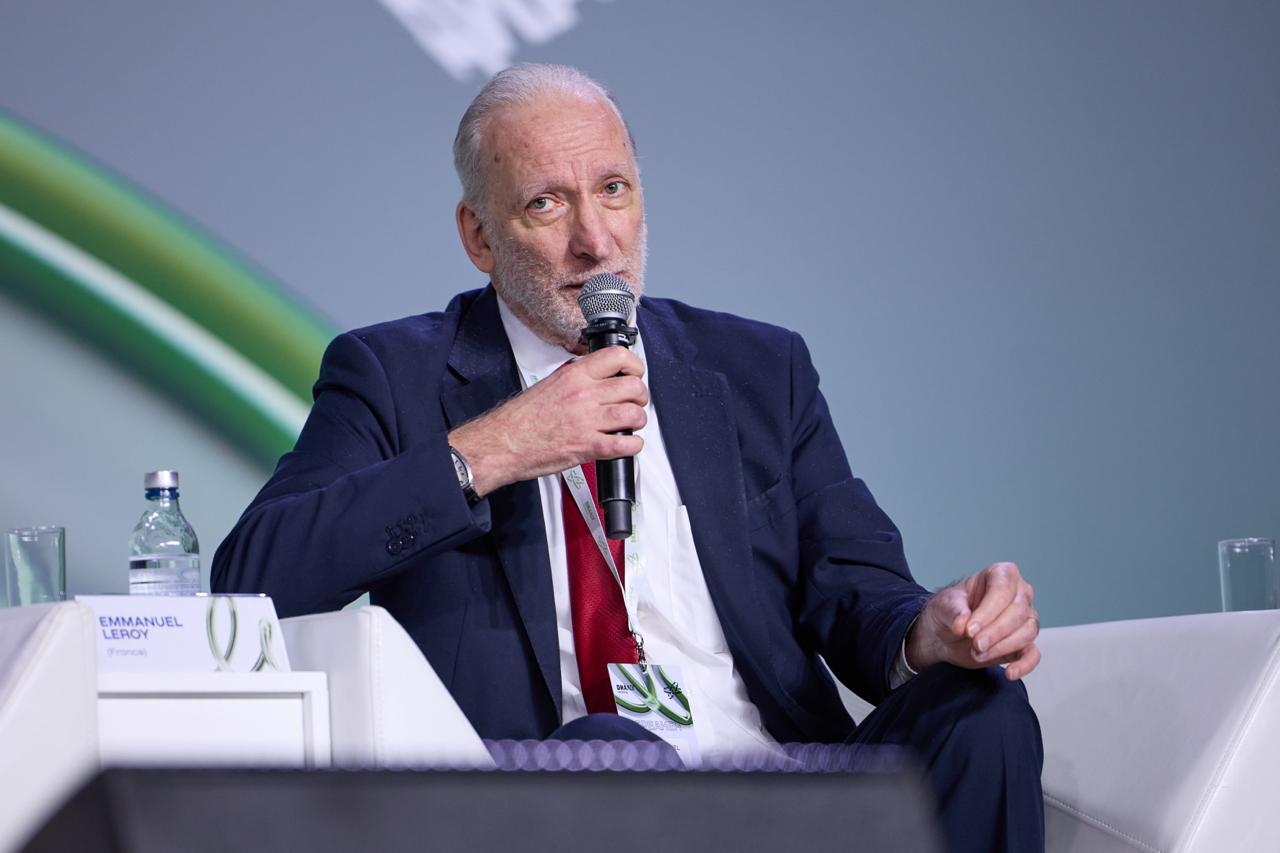 «Чтобы сохранить нашу культуру, наш менталитет, нашу религию, нужно создать наш суверенный искусственный интеллект С одной стороны, есть униполярный, однополярный, глобалистский искусственный интеллект, а с другой стороны...