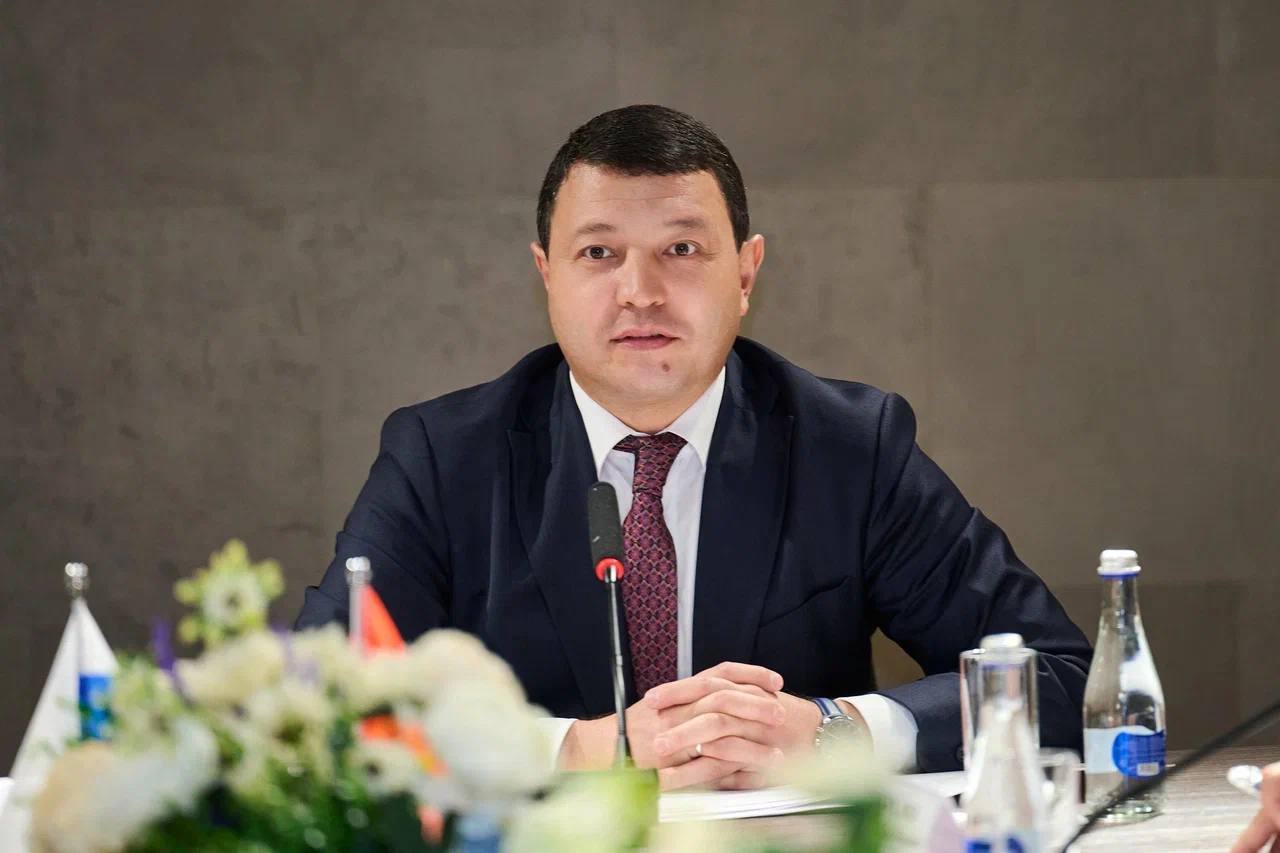 Ольга Любимова: Провели заседание Подкомиссии по культуре межправительственной комиссии по экономическому сотрудничеству между Россией и Кыргызстаном вместе с Министром культуры, информации и молодежной политики Республики... Ольга Любимова: Провели заседание Подкомиссии по культуре межправительственной комиссии по экономическому сотрудничеству между Россией и Кыргызстаном вместе с Министром культуры, информации и молодежной политики Республики...