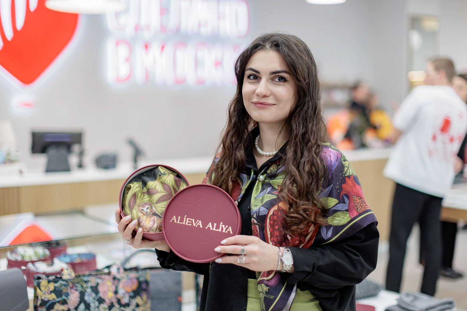 В честь Дня народного единства магазины «Сделано в Москве» подготовили специальную программу В честь Дня народного единства магазины «Сделано в Москве» подготовили специальную программу