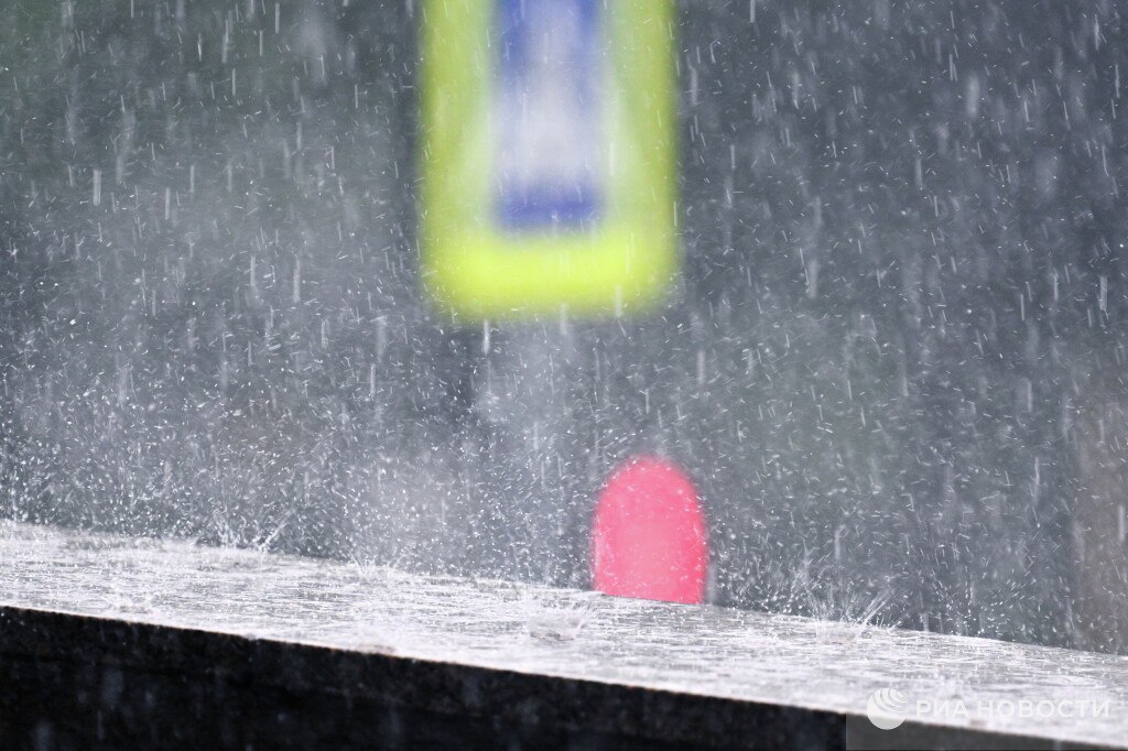 Сильный дождь ожидается завтра днем и вечером в Москве